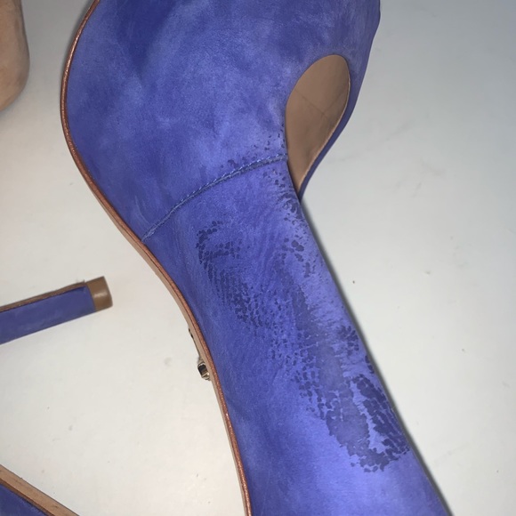 Escarpins Schutz à Bout Ouvert, Plateforme, En Daim Noir Avec Chaîne - Pointure 37 / US 6 - Neufs Sans Boîte
